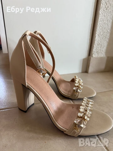 Дамски токчета, снимка 2 - Сандали - 50768672