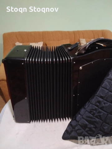 Акордеон Велтмайстер ес4, 120баса, снимка 6 - Акордеони - 52336026