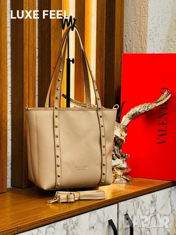 Valentino ⚜️Дамски Чанти , снимка 2 - Чанти - 53435119