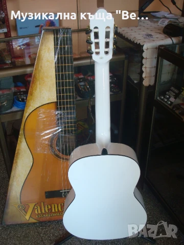 Класическа китара Valencia, Размер 4/4, снимка 9 - Китари - 41186720