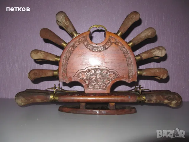 комплект прибори за транжиране и хранене 