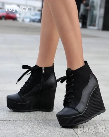 Боти на платформа - Кожа, Велур, снимка 2 - Дамски боти - 49197154