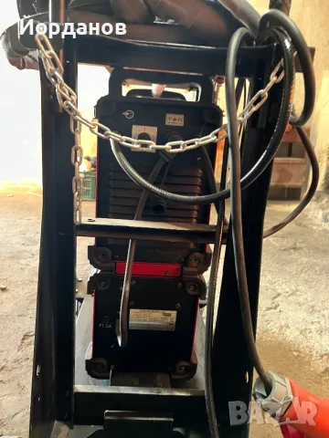 Заваръчен апарат, аргон, Lincoln, снимка 3 - Други машини и части - 49832915