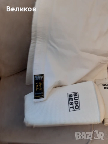 Кимоно с протектори, снимка 3 - Спортна екипировка - 53212897