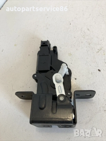 Механизъм за заключване на заден капак заден за KIA Sorento 2.5 CRDi (2009) , снимка 2 - Части - 53322499