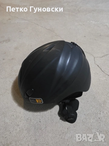 Детски ски обувки и ски каски, снимка 9 - Зимни спортове - 53333998