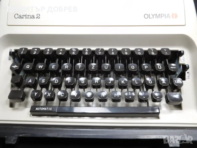 СТАРА РЕТРО ПОРТАТИВНА ПИШЕЩА МАШИНА OLYMPIA CARINA 2, снимка 2 - Антикварни и старинни предмети - 49424856