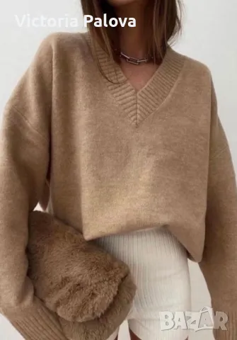 Топла блуза H&M с V деколте, овърсайз