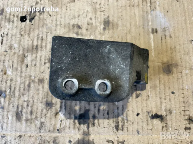 Скоба Опора Двигател A1132230038 Mercedes W211 E class Tmodel 4matic 320CDI