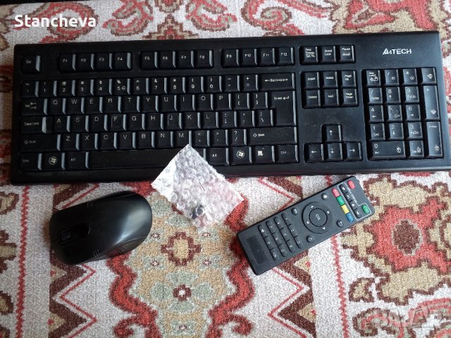 Безжична клавиатура и мишка + дистанционно