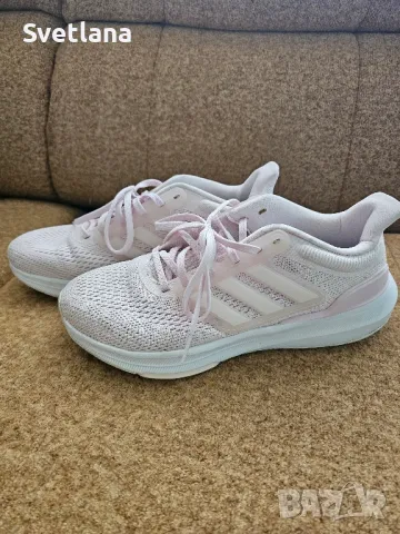 Маратонки Adidas 