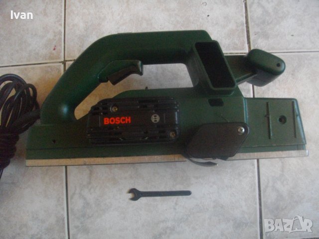 900 Вата-Швейцария-Бош-Електрическо Оригинално Ренде-BOSCH PHO30-82-Стружуване 3 мм-Нож 82 мм, снимка 13 - Други инструменти - 36833099