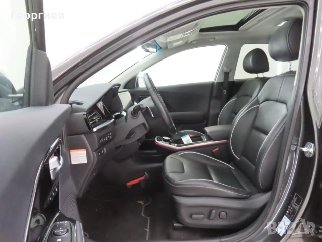 KIA e-Niro EV 64kWh full electric 204PS, снимка 6 - Автомобили и джипове - 52697048
