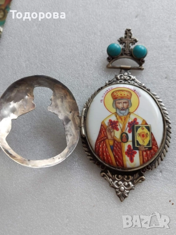 Сребърна панагия и два кръста/може да изпратите вашите оферти/, снимка 4 - Антикварни и старинни предмети - 52040907