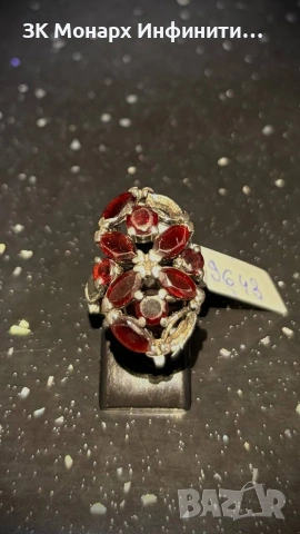 Сребърен пръстен/Липсва един камък,и е скъсан, снимка 2 - Пръстени - 50660669