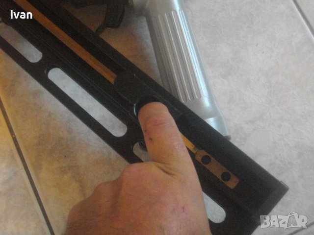 32мм-64мм-Голям Индустриален Пневматичен Такер-За Пирони 34 Градуса-Размер от 32 мм До 64мм-Като Нов, снимка 15 - Други инструменти - 38279661