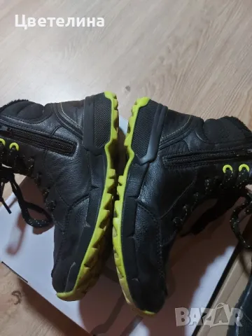 Детски боти 32 и 33 номер, снимка 4 - Детски боти и ботуши - 47681696