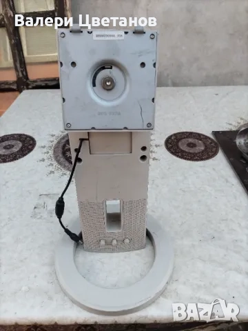 стойка за монитор или телевизор ,регулируема с вградени говорители, снимка 2 - Стойки, 3D очила, аксесоари - 51435849