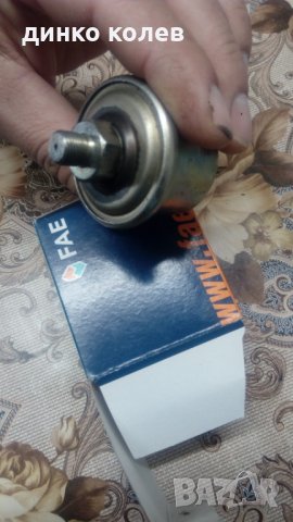 Продавам датчик за налягане на маслото на НИСАН Л 35095, снимка 3 - Части - 27357736