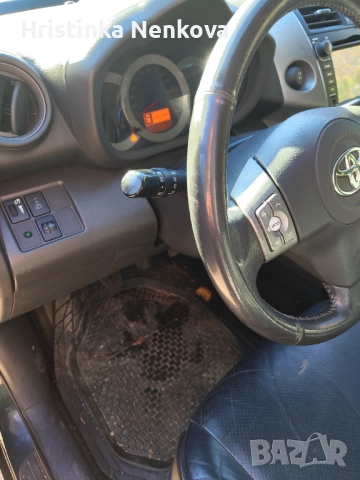 Toyota Rav 4 2.2 , снимка 4 - Автомобили и джипове - 52531308