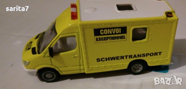 Жълт камион - бус линейка на сику / Siku, снимка 5 - Колекции - 14066760