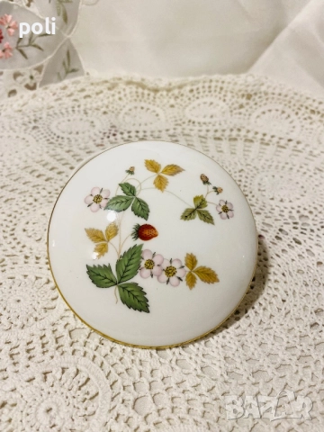 порцеланова кутия за бижута , снимка 2 - Декорация за дома - 51955934