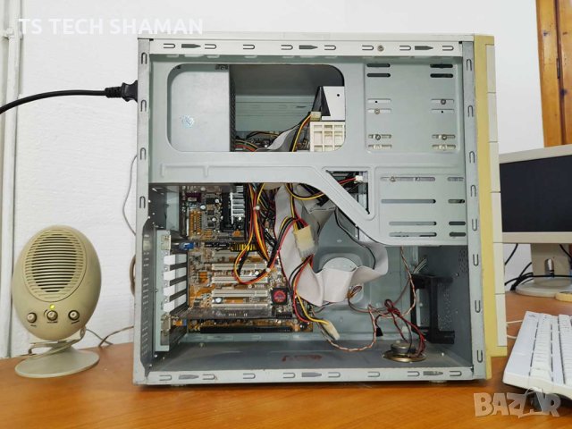 ⭐Продавам рядък ретро компютър Pentium MMX с WINDOWS 2000 Professional⭐, снимка 6 - Антикварни и старинни предмети - 43045523