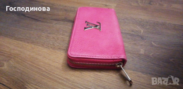 Дамски портфейл, снимка 4 - Портфейли, портмонета - 52336156