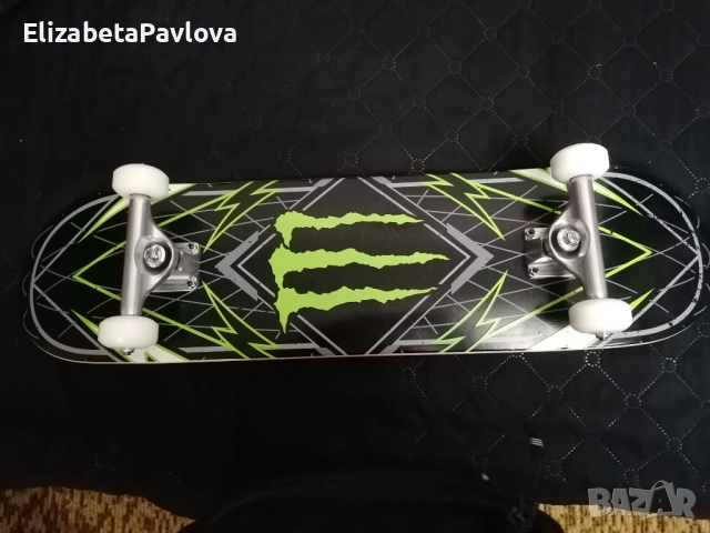 Скейтборд Monster Energy