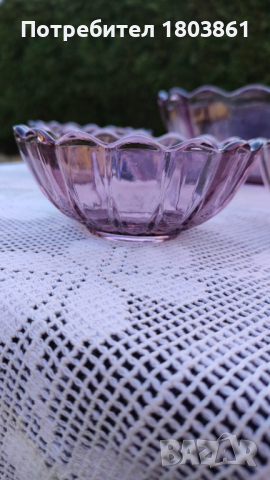 Комплект купи от цветно стъкло в лилаво, снимка 2 - Чинии - 44232091