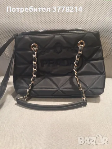 Дамска чанта Prada, снимка 3 - Чанти - 48495042