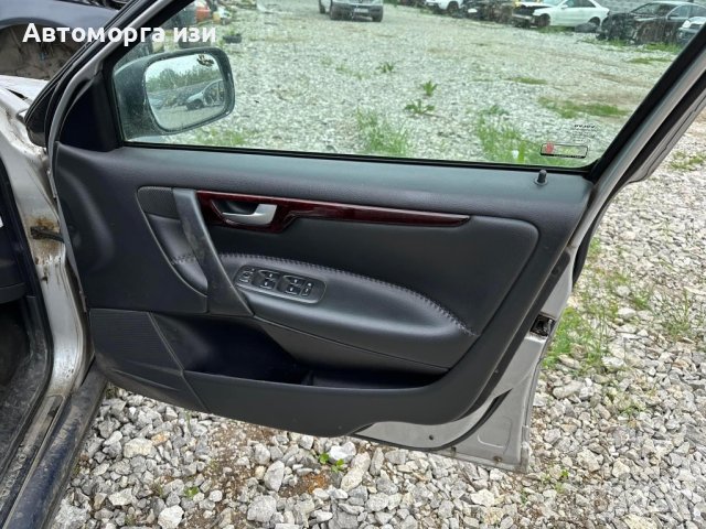 Волво ХЦ70 D5. AWD 2004 г 2.4 дизел само на части , снимка 9 - Части - 43416610