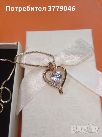 Колие с кристали , снимка 2 - Колиета, медальони, синджири - 50342075