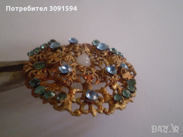 Брошка  филигран със  кристал  Чехословакия  маркирана, снимка 2 - Антикварни и старинни предмети - 35439854