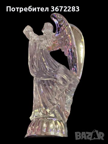 Декоративна стъклена фигура Ангел - със сребриста стойка и сребристи ангелски криле
