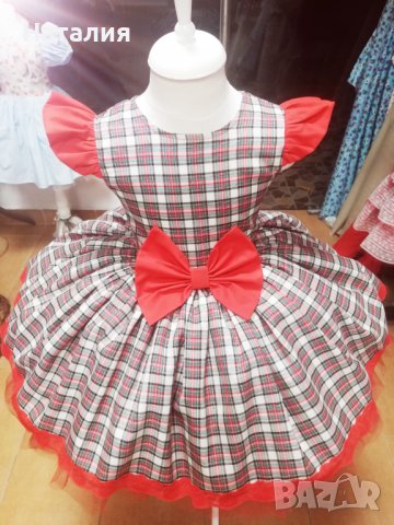 Рокля Каре, снимка 2 - Детски рокли и поли - 43360281