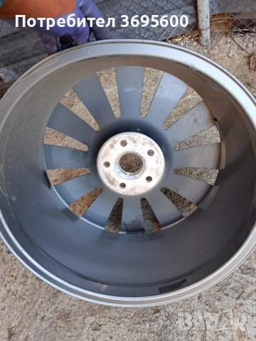 КРИВА 19 цола 5х112 Audi A8 D3 Ауди А8 D3 оригинална алуминиева джанта, снимка 4 - Гуми и джанти - 52883212
