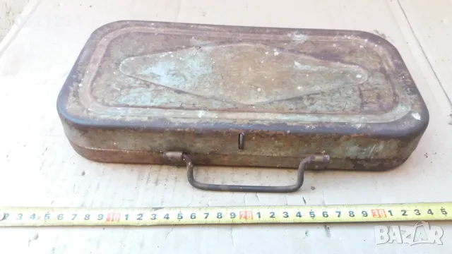 масивна метална кути за инструменти , снимка 3 - Антикварни и старинни предмети - 48200888