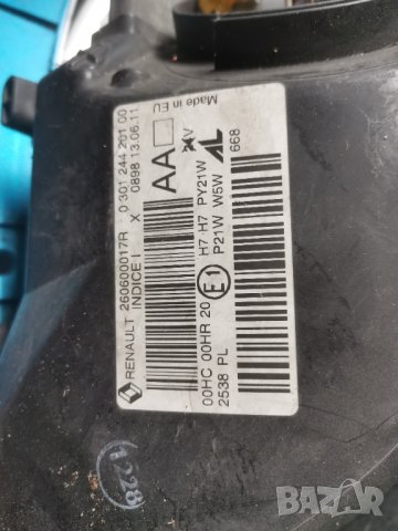 Ляв фар за Рено Меган 2010 г, снимка 3 - Части - 35381613