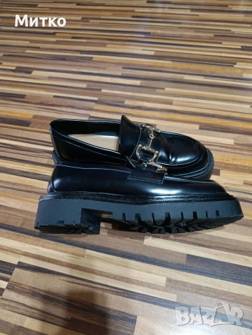 Дамски обувки H&M, снимка 2 - Дамски ежедневни обувки - 52634854