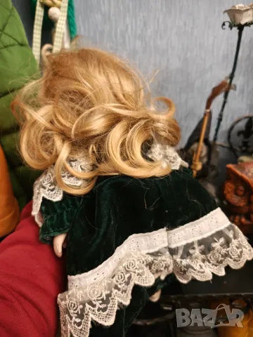 Колекционерска Френска порцеланова кукла 80 те години, снимка 4 - Колекции - 47972427