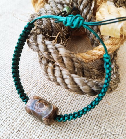 Унисекс плетена гривна с Дзи мънисто — талисман за просперитет, снимка 2 - Гривни - 40493608