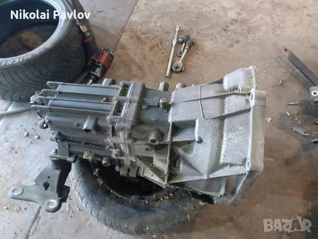 скоростна кутия 6 .степента и демпферен маховик за БМВ Е 91 Е 90 бензин 1800, снимка 4 - Части - 51704905