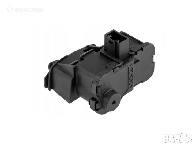 VW Sharan 7N Моторче за заключване на резервоар, снимка 2 - Части - 50361387