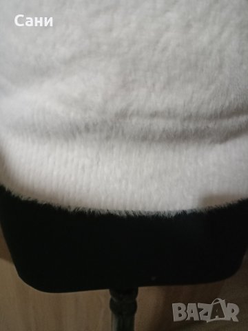 Бяла пухена блуза , снимка 5 - Блузи с дълъг ръкав и пуловери - 43347603