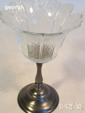 ретро стъклен свещник с метален пиедестал 22/4, снимка 2 - Декорация за дома - 49218319