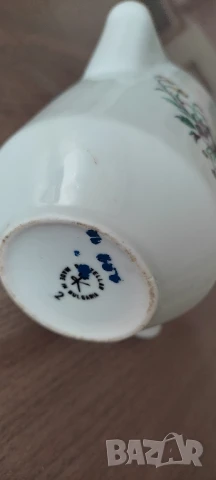 Каничка за мляко* Чинийка* Бг порцелан* " Китка" Цената е за двете, снимка 5 - Сервизи - 51099826