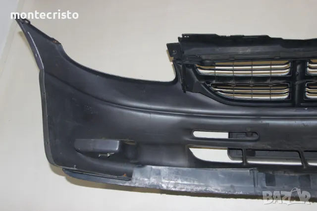 Предна броня Chrysler Voyager GS (1996-1999г.) 04676847 Крайслер Вояджер, снимка 14 - Части - 47829817