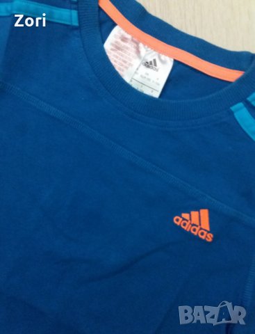 Синя тениска Адидас с неоновооранжев надпис за възраст 9-10год. , снимка 2 - Детски тениски и потници - 28491907