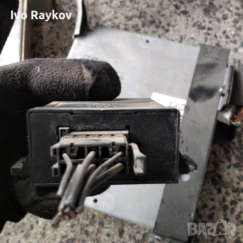 Имобилайзер Land Rover Defender AMR 4889, снимка 2 - Части - 43839923